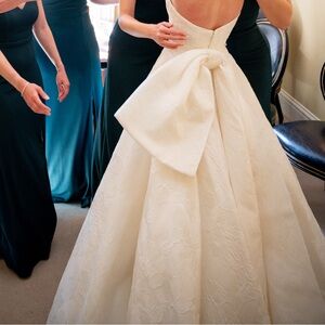 Anne Barge Dreamweaver Bow Only